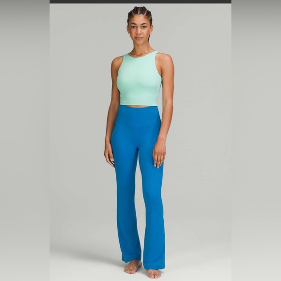 Lululemon 💎 Groove Super-High-Rise Flared Pant *Nulu
Poolside size 8 - Picture 2 of 7